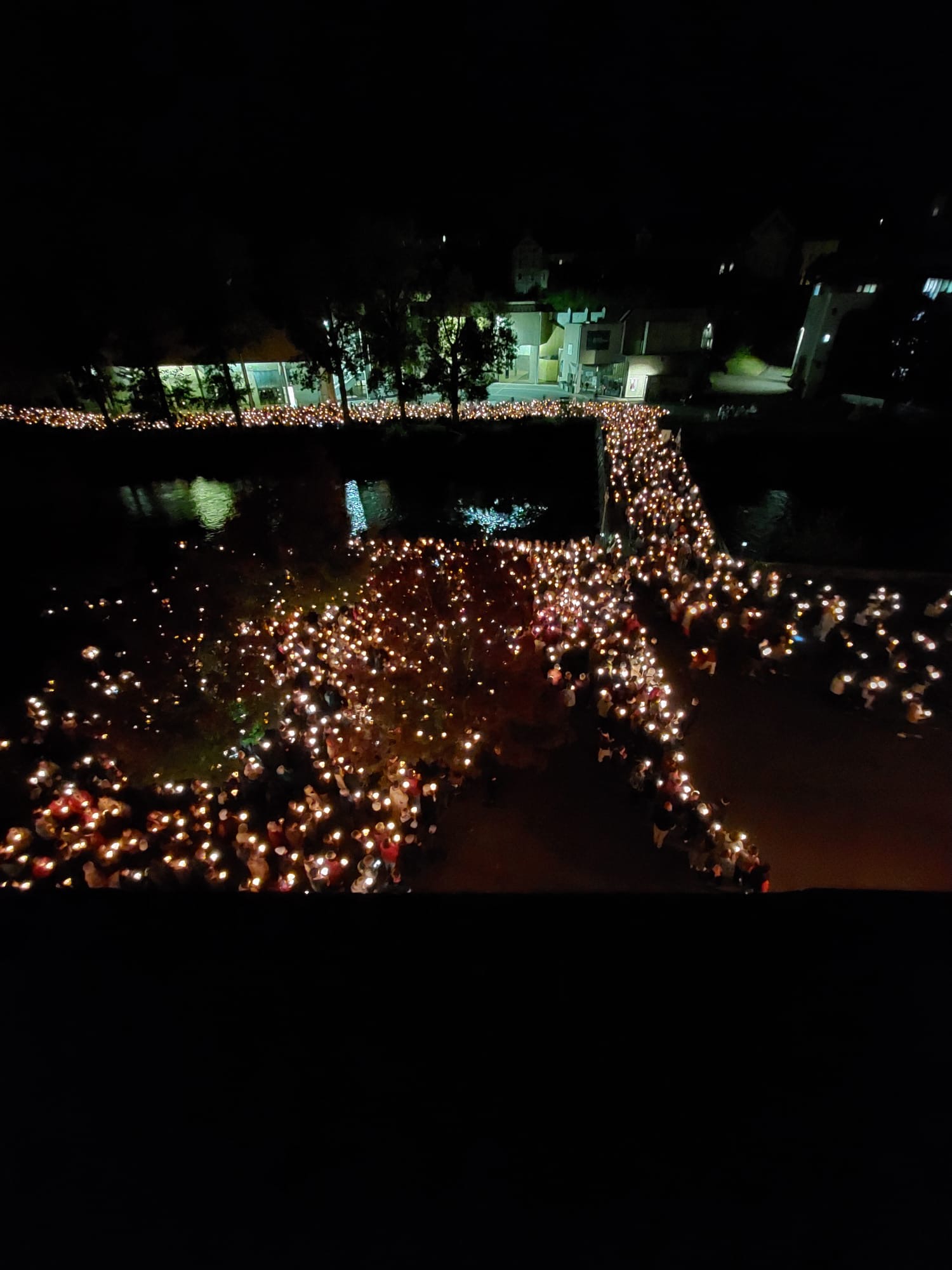 81317dc9-a354-4e25-893f-792c2da19b8d